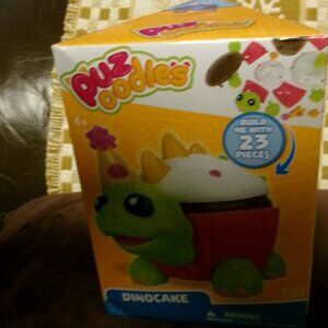 NWT Retired DinoCake Puzoodle 3D Puzzle